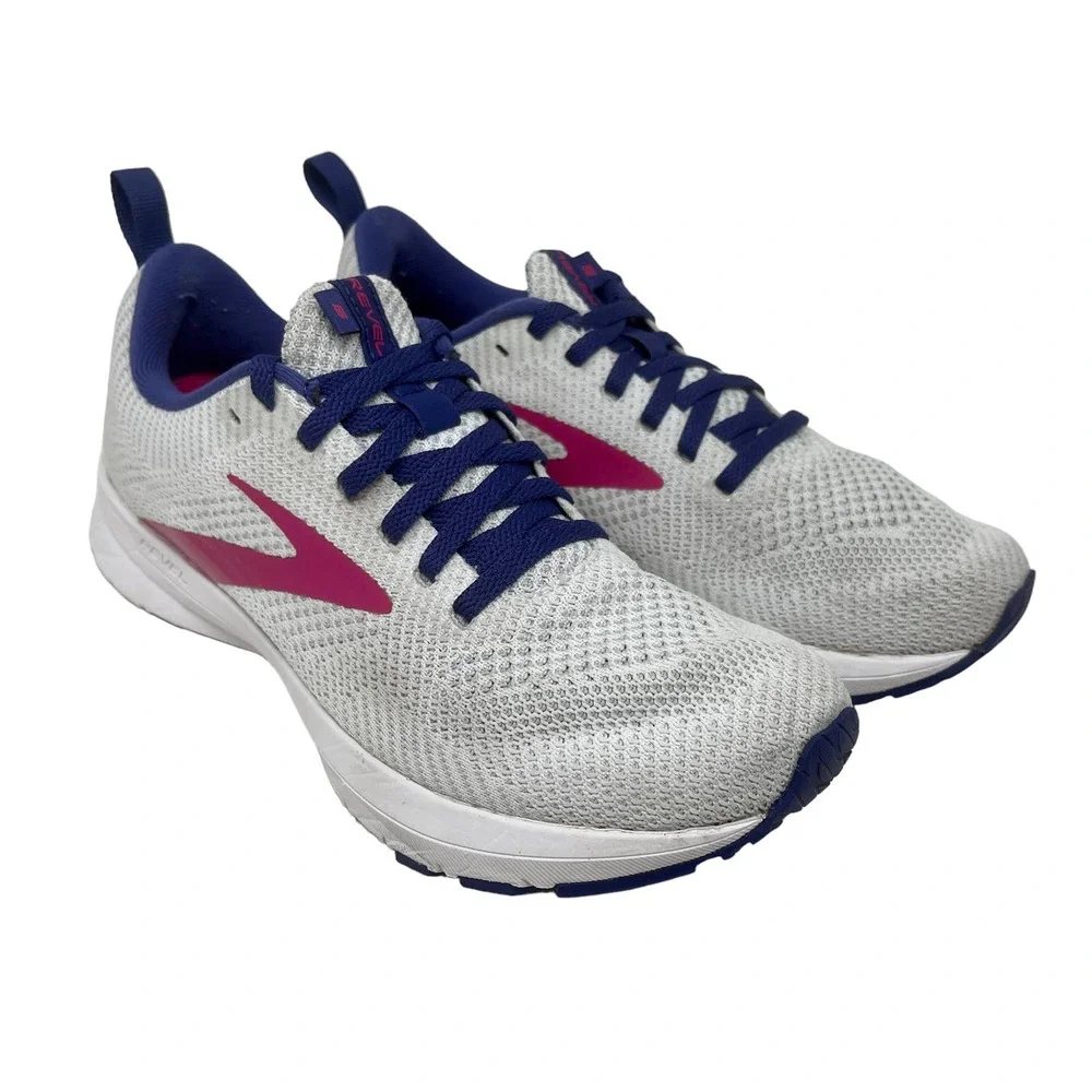 Brooks Sneakers Revel 5 Womens Sz 7 White Pink‎ 524:L.8.6